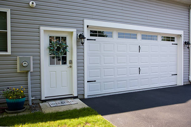 24/7 Emergency Garage Door Panel Replacement experts in Jefferson County County, OK